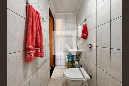 Casa à venda com 199m², 3 quartos e 3 vagas Casa à venda com 199m², 3 quartos e 3 vagasBanheiro da suíte 1