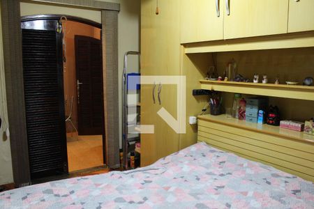 Casa à venda com 250m², 5 quartos e 2 vagasQuarto 2