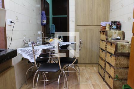 Casa à venda com 250m², 5 quartos e 2 vagasCozinha 2