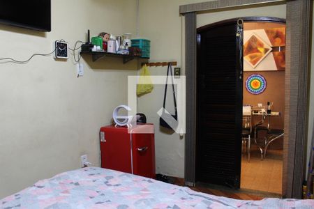 Casa à venda com 250m², 5 quartos e 2 vagasQuarto 2