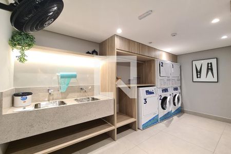 Studio à venda com 28m², 1 quarto e sem vaga Studio à venda com 28m², 1 quarto e sem vagaÁrea comum - Lavanderia