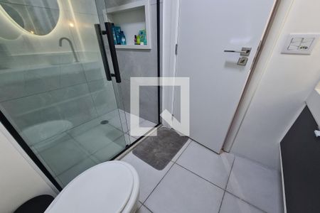 Studio à venda com 28m², 1 quarto e sem vaga Studio à venda com 28m², 1 quarto e sem vagaBanheiro