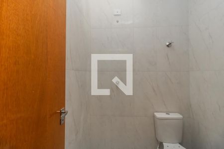 Casa à venda com 105m², 3 quartos e 2 vagas Casa à venda com 105m², 3 quartos e 2 vagasBanheiro