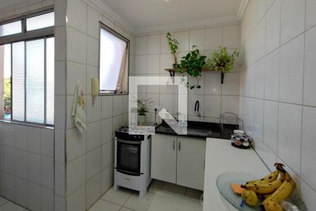 Apartamento à venda com 55m², 2 quartos e 1 vaga Apartamento à venda com 55m², 2 quartos e 1 vagaCozinha