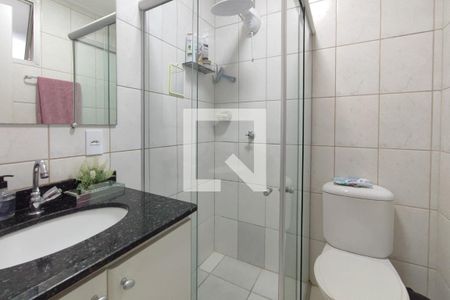 Apartamento à venda com 55m², 2 quartos e 1 vaga Apartamento à venda com 55m², 2 quartos e 1 vagaBanheiro