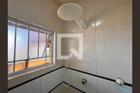 Casa à venda com 270m², 3 quartos e 2 vagas Casa à venda com 270m², 3 quartos e 2 vagasBanheiro suíte 3