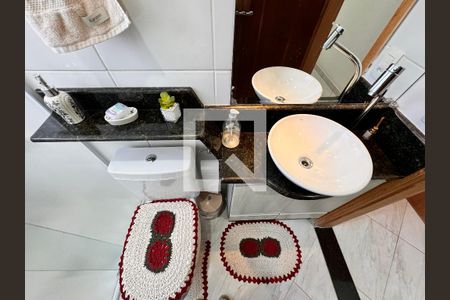 Casa à venda com 270m², 3 quartos e 2 vagas Casa à venda com 270m², 3 quartos e 2 vagasBanheiro
