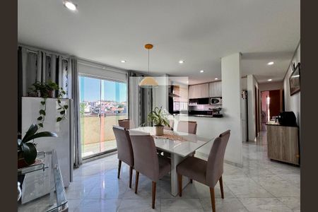 Casa à venda com 270m², 3 quartos e 2 vagas Casa à venda com 270m², 3 quartos e 2 vagasCozinha