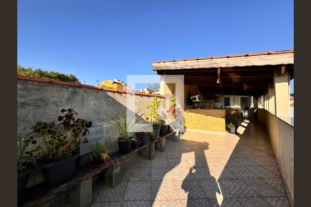 Casa à venda com 270m², 3 quartos e 2 vagas Casa à venda com 270m², 3 quartos e 2 vagasVaranda gourmet