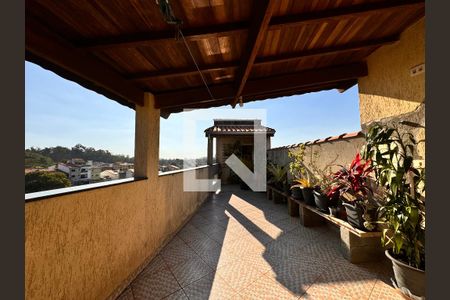 Casa à venda com 270m², 3 quartos e 2 vagas Casa à venda com 270m², 3 quartos e 2 vagasVaranda gourmet