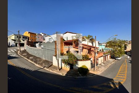 Casa à venda com 270m², 3 quartos e 2 vagas Casa à venda com 270m², 3 quartos e 2 vagasVista da Varanda