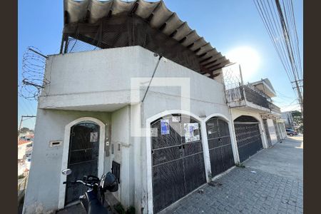 Casa à venda com 288m², 4 quartos e 2 vagasFachada