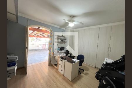 Casa à venda com 288m², 4 quartos e 2 vagasQuarto 3