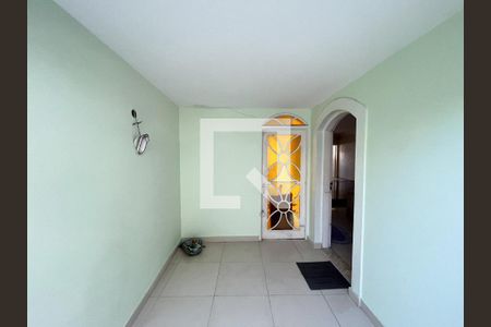 Casa à venda com 288m², 4 quartos e 2 vagasHall de entrada