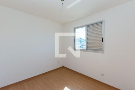 Apartamento à venda com 70m², 3 quartos e 2 vagasQuarto 3