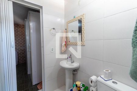 Casa à venda com 300m², 5 quartos e 3 vagas Casa à venda com 300m², 5 quartos e 3 vagasBanheiro da Suíte