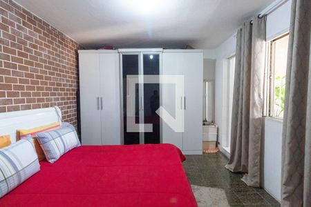 Casa à venda com 300m², 5 quartos e 3 vagas Casa à venda com 300m², 5 quartos e 3 vagasQuarto Suíte