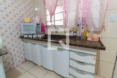 Casa à venda com 300m², 5 quartos e 3 vagas Casa à venda com 300m², 5 quartos e 3 vagasCozinha 2