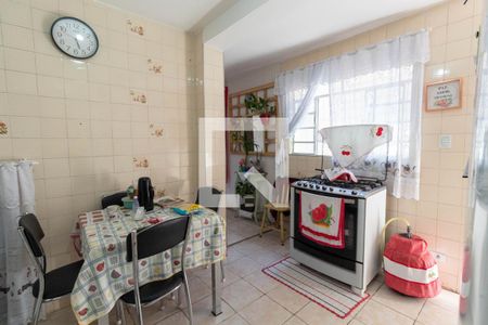 Casa à venda com 300m², 5 quartos e 3 vagas Casa à venda com 300m², 5 quartos e 3 vagasCozinha