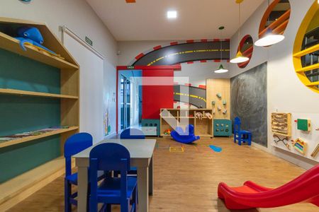 Apartamento à venda com 50m², 2 quartos e 2 vagas Apartamento à venda com 50m², 2 quartos e 2 vagasÁrea comum - Brinquedoteca