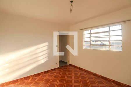 Casa à venda com 175m², 4 quartos e 2 vagas Casa à venda com 175m², 4 quartos e 2 vagasQuarto