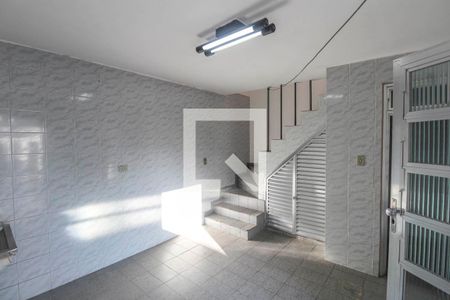 Casa à venda com 175m², 4 quartos e 2 vagas Casa à venda com 175m², 4 quartos e 2 vagasÁrea de serviço