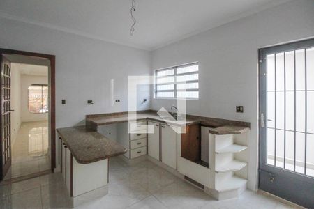 Casa à venda com 175m², 4 quartos e 2 vagas Casa à venda com 175m², 4 quartos e 2 vagasCozinha