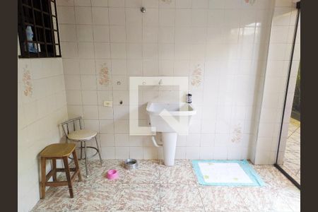 Casa à venda com 408m², 6 quartos e 4 vagasLavanderia