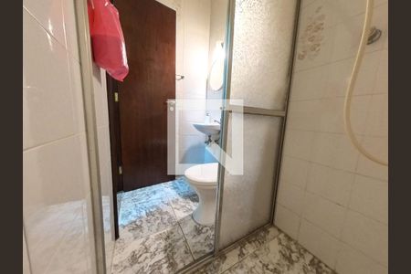 Casa à venda com 408m², 6 quartos e 4 vagasBanheiro Quarto de Hóspede