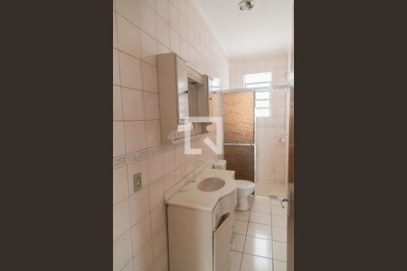 Casa à venda com 380m², 5 quartos e 6 vagas Casa à venda com 380m², 5 quartos e 6 vagasBanheiro