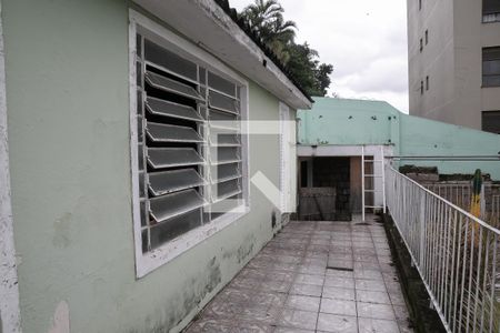 Casa à venda com 380m², 5 quartos e 6 vagas Casa à venda com 380m², 5 quartos e 6 vagasÁrea comum