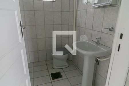 Casa à venda com 380m², 5 quartos e 6 vagas Casa à venda com 380m², 5 quartos e 6 vagasBanheiro Social