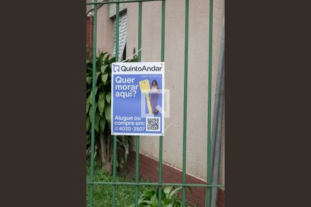 Casa à venda com 380m², 5 quartos e 6 vagas Casa à venda com 380m², 5 quartos e 6 vagasFoto da plaqinha