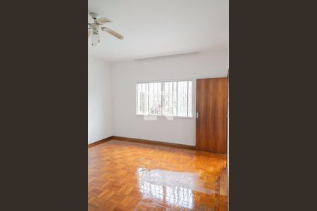 Casa à venda com 380m², 5 quartos e 6 vagas Casa à venda com 380m², 5 quartos e 6 vagasSuíte 1