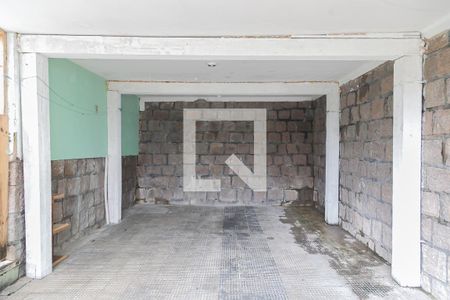 Casa à venda com 380m², 5 quartos e 6 vagas Casa à venda com 380m², 5 quartos e 6 vagasGaragem