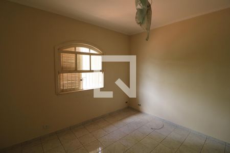 Suíte de casa para alugar com 3 quartos, 244m² em Vila Ema, São Paulo