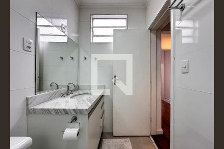 Casa à venda com 178m², 3 quartos e 2 vagasBanheiro Social