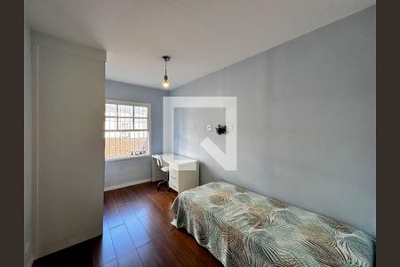 Casa à venda com 178m², 3 quartos e 2 vagasQuarto 2