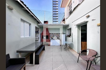 Casa à venda com 178m², 3 quartos e 2 vagasQuintal
