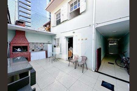 Casa à venda com 178m², 3 quartos e 2 vagasQuintal