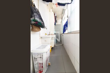 Apartamento à venda com 100m², 3 quartos e 1 vaga Apartamento à venda com 100m², 3 quartos e 1 vagaÁrea de serviço