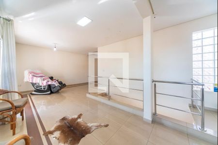 Casa à venda com 395m², 3 quartos e 4 vagasSala de TV