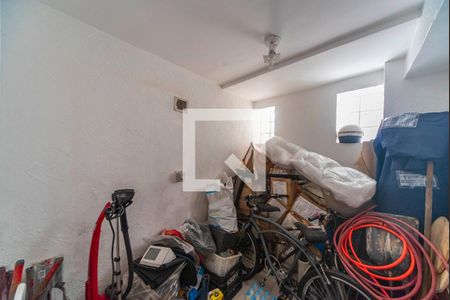 Casa à venda com 395m², 3 quartos e 4 vagasQuarto da Garagem