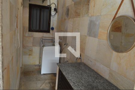 Casa de condomínio à venda com 150m², 3 quartos e 4 vagasÁrea de Serviço