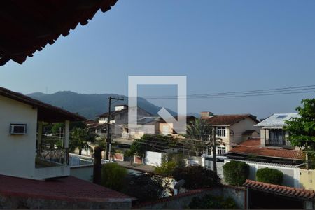 Casa de condomínio à venda com 150m², 3 quartos e 4 vagasVista da Varanda