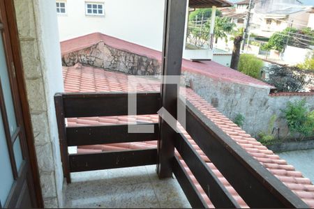Casa de condomínio à venda com 150m², 3 quartos e 4 vagasVaranda da Suíte