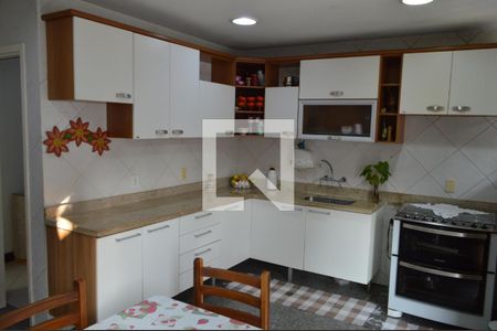 Casa de condomínio à venda com 150m², 3 quartos e 4 vagasCozinha