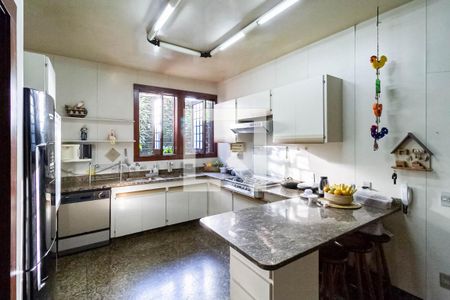 Casa à venda com 640m², 4 quartos e 6 vagasCozinha