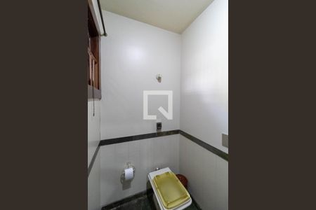 Casa à venda com 640m², 4 quartos e 6 vagasLavabo