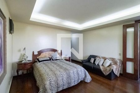 Casa à venda com 640m², 4 quartos e 6 vagasSuíte 2 - Master